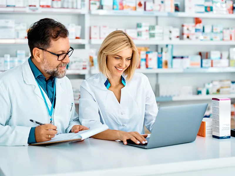 prodotti-a-marchio-della-farmacia-con-grafica-personalizzata
